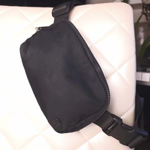 Lululemon Black Everywhere Belt Bag | Sport Fanny Pack | Black Lululemon Bag